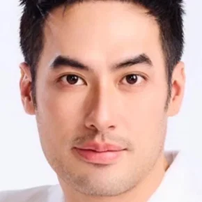 Photo star :  Pakorn Chatborirak