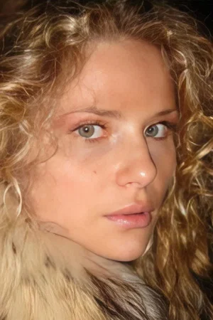  Ava Loraschi photo