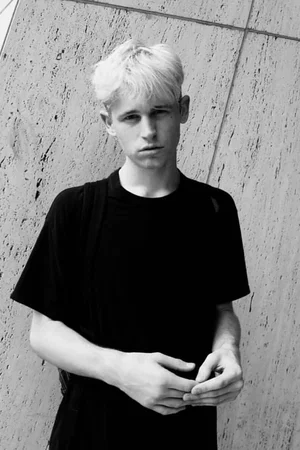  Gregory Falatek photo