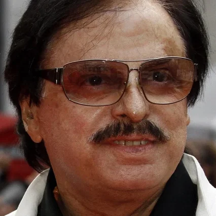  Sanjay Khan