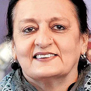 Dolly Ahluwalia
