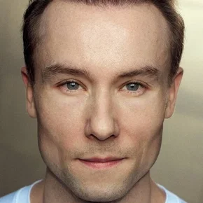 Photo star :  Raphael Corkhill