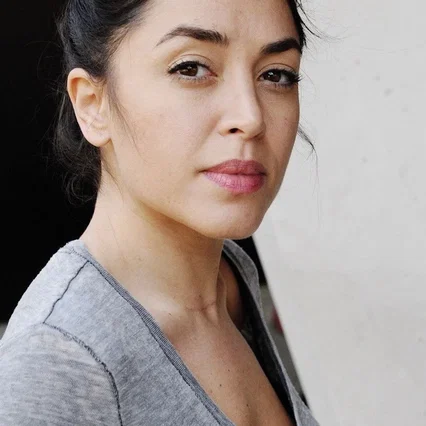  Mona Pirzad