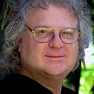  Christopher Stone
