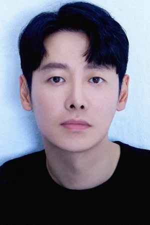  Kim Dong-wuk photo