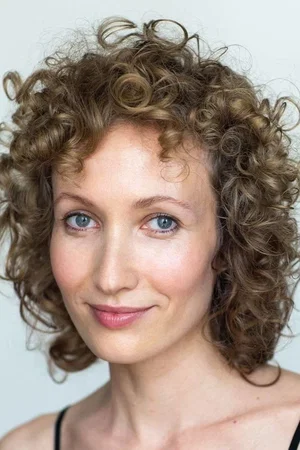  Irina Abraham
