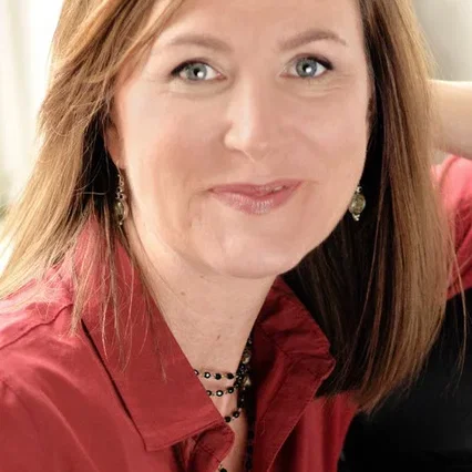  Catherine Winder