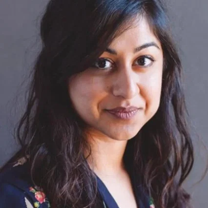  Anu Valia