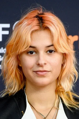  Dora Postigo photo
