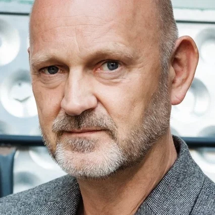  Kristian Wanzl Nekrasov