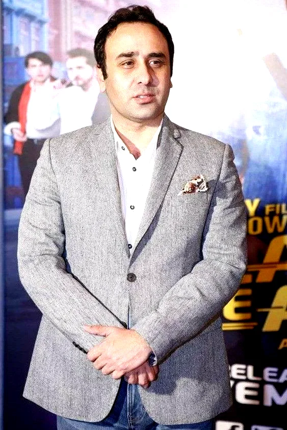  Wajahat Rauf