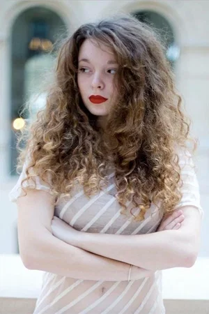  Cosima Bevernaege