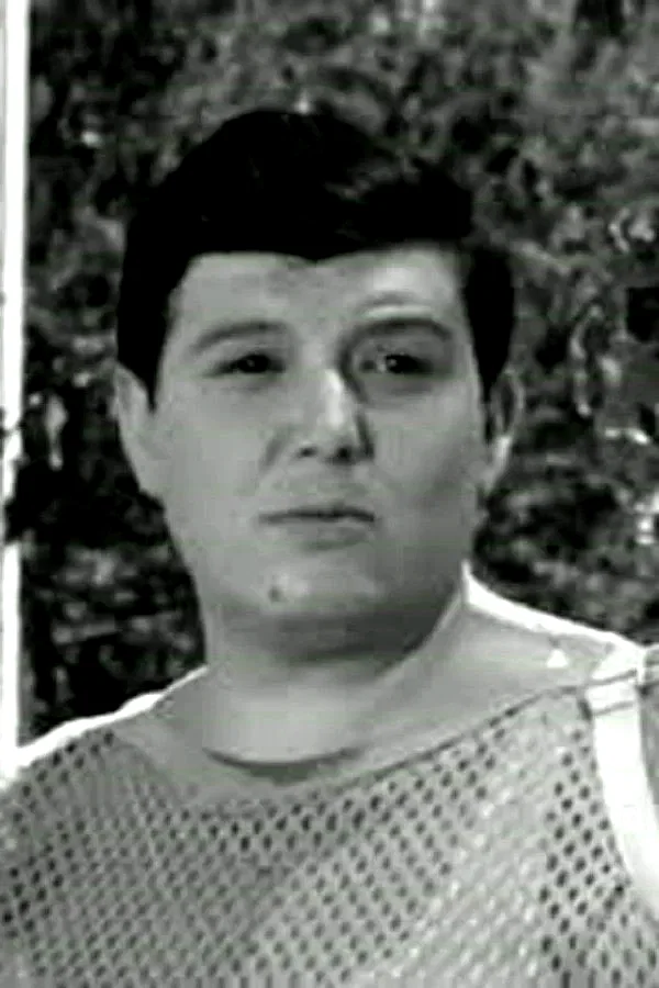  Max Roman