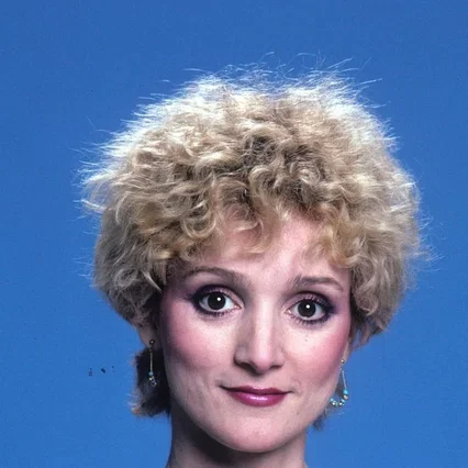  Pamela Blair