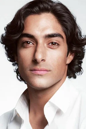  Eman Esfandi photo