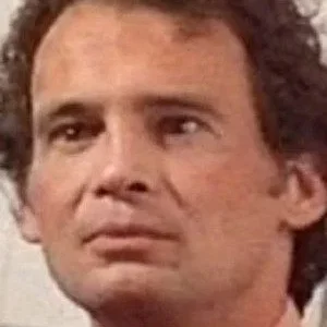  Roger Caine