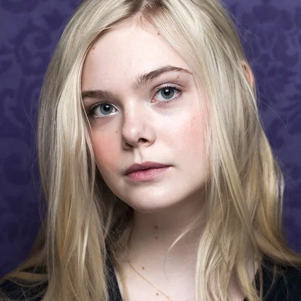  Elle Fanning