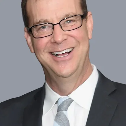  Douglas Petrie