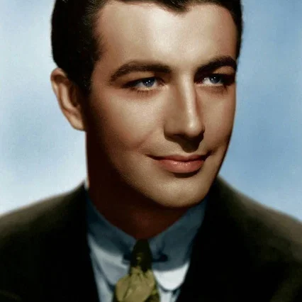 Robert Taylor