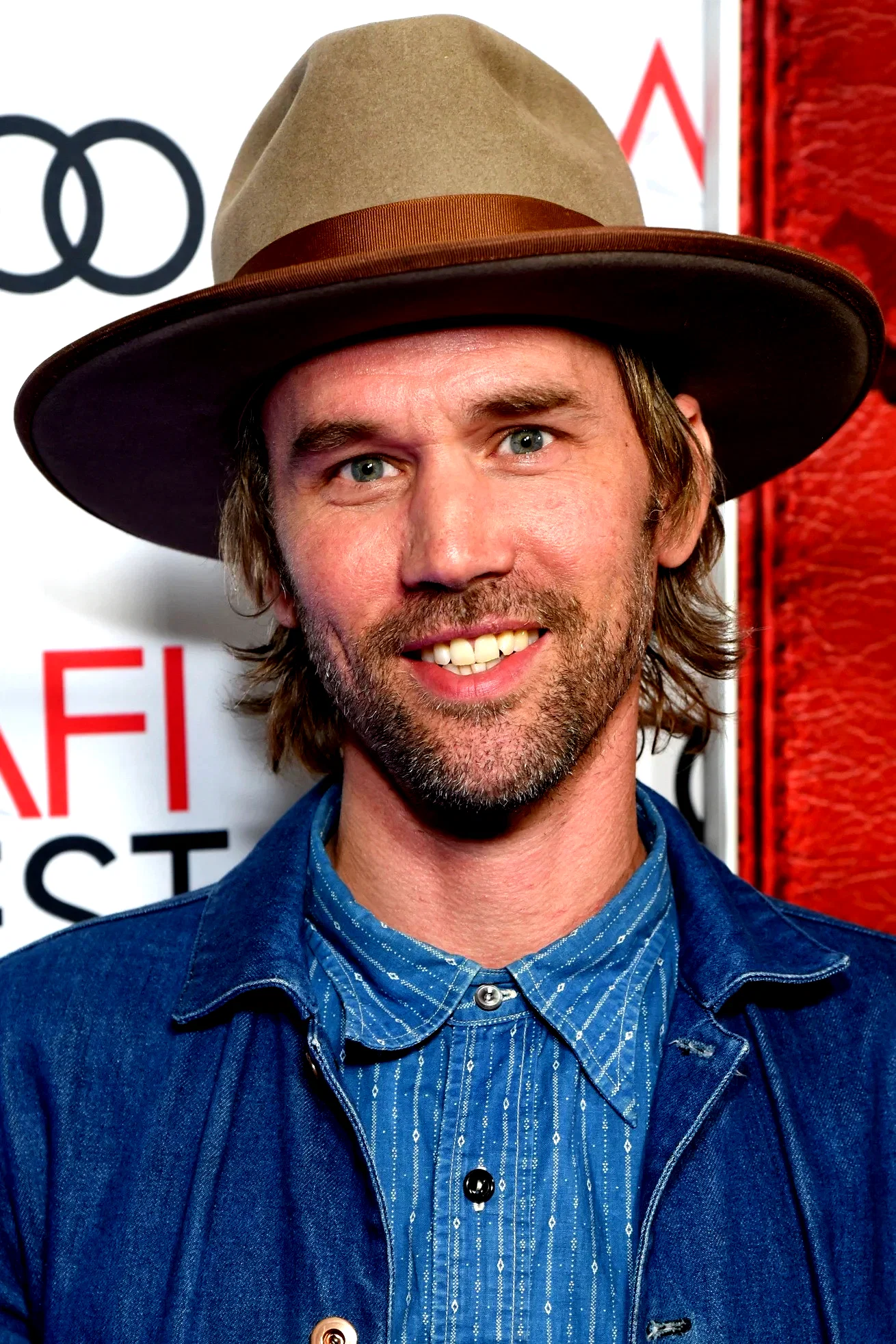  Willie Watson