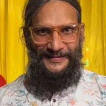  Prakhar Saxena