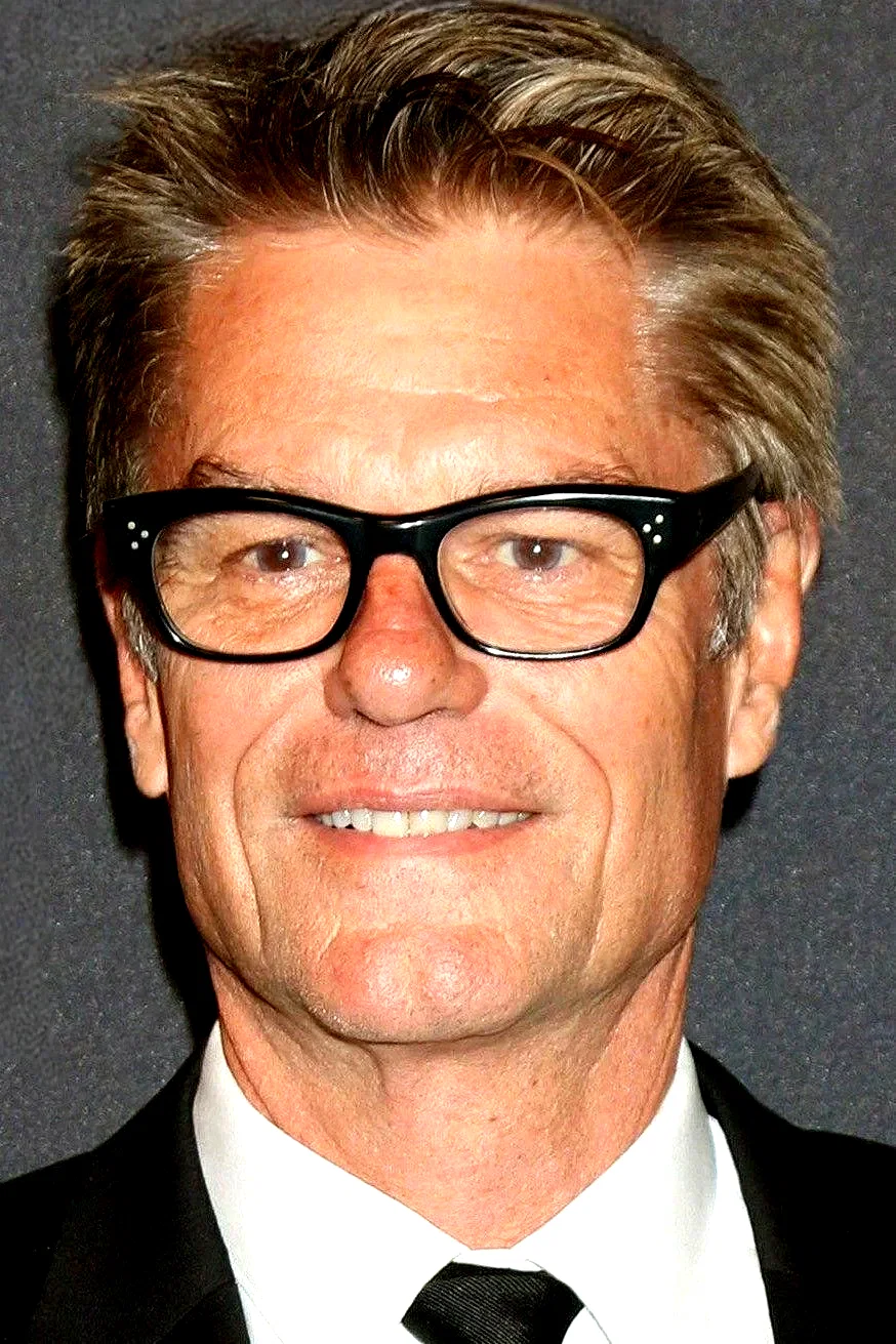 Harry  Hamlin
