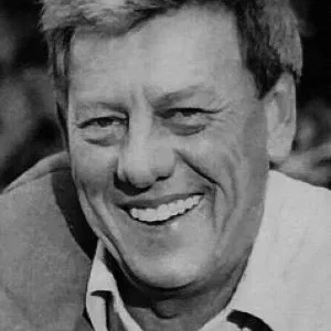 Hoke Howell