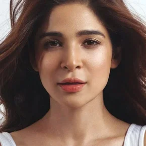 Photo star :  Ayesha Omar