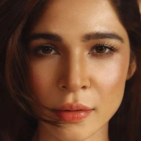 Photo star :  Ayesha Omar