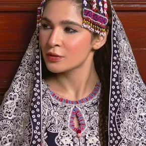 Photo star :  Ayesha Omar