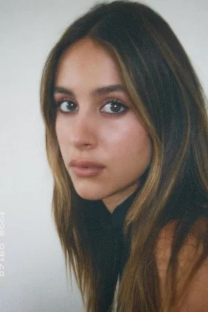  Nell Verlaque