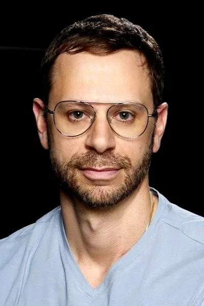  Sean Charmatz
