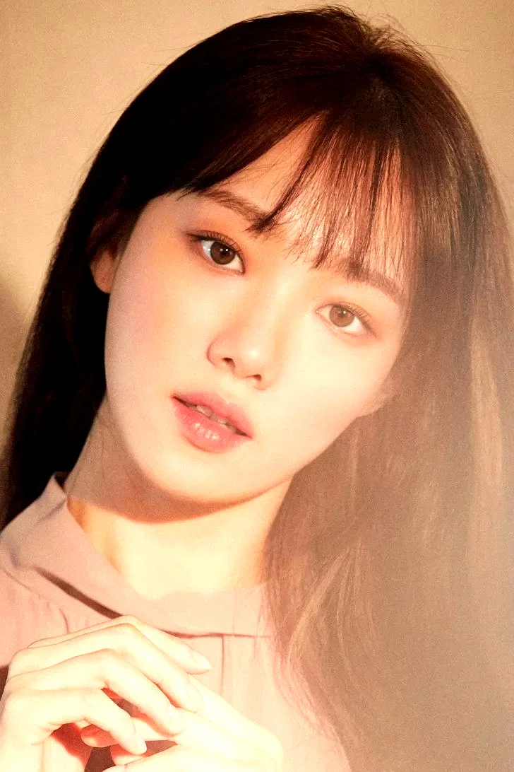  Lee Sung-kyung