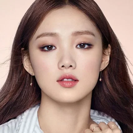  Lee Sung-kyung