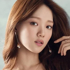 Photo star :  Lee Sung-kyung