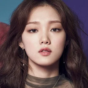 Photo star :  Lee Sung-kyung
