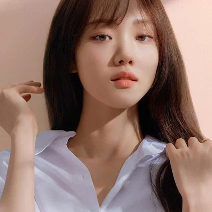  Lee Sung-kyung