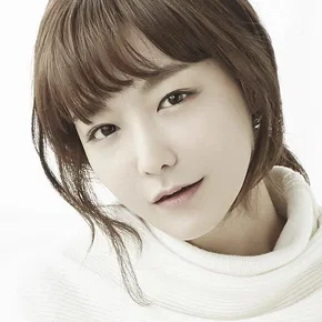 Photo star :  So-Yul Shin