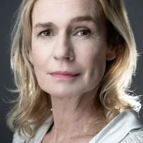 Photo star :  Sandrine Bonnaire