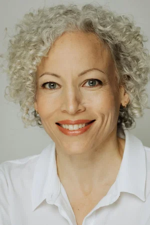  Shawna Clarke