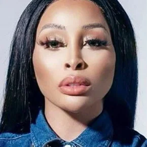 Photo star :  Khanyi Mbau