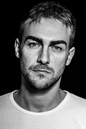  Tom Austen photo