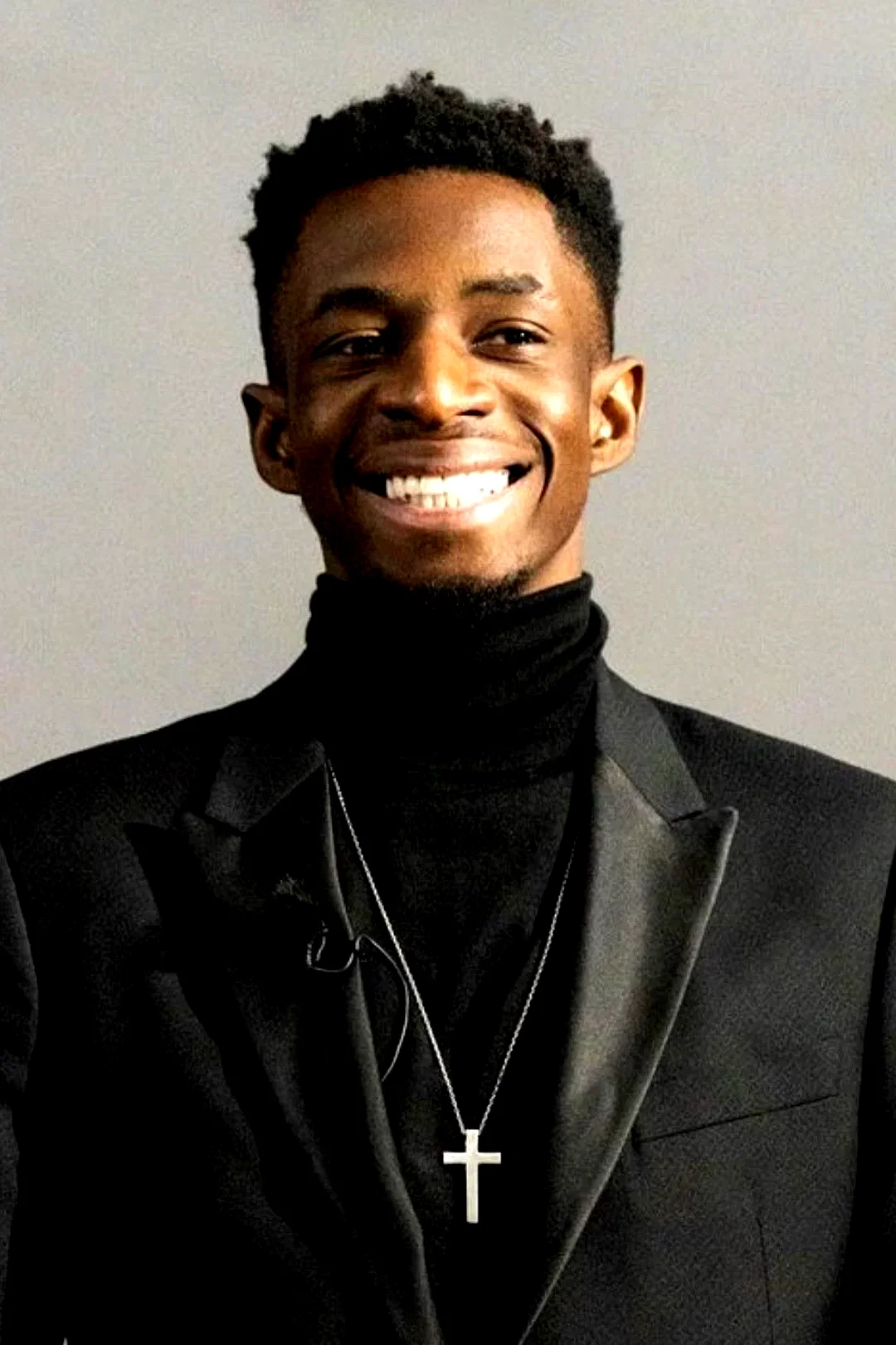  Tobi Brown