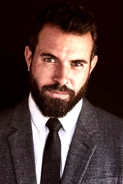  Tom Cullen