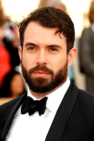  Tom Cullen
