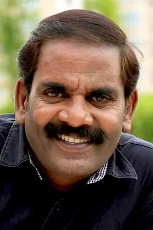  Maayi Sundar photo