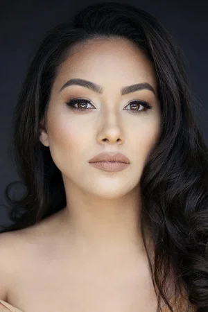  Danielle Larracuente