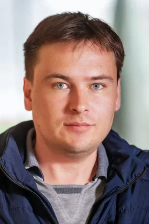  Maxim Bogomolov