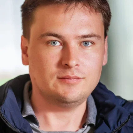  Maxim Bogomolov