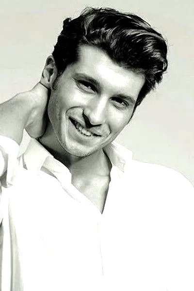  Batuhan Büyükacaroğlu